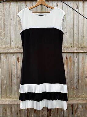 Frank Lyman Design Black and White Pleated-Tier Dress Party Modest Preppy